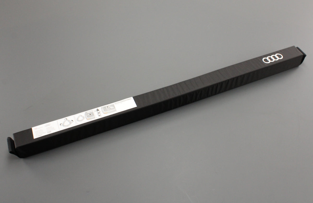 Audi universal boot luggage compartment divider accessory 8U0017238, view 1
