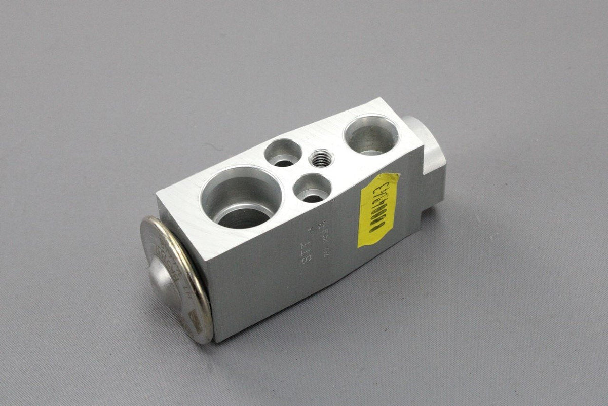 VW Golf Audi A3 Skoda Octavia SEAT Air con expansion valve 5Q0820679C, view 1