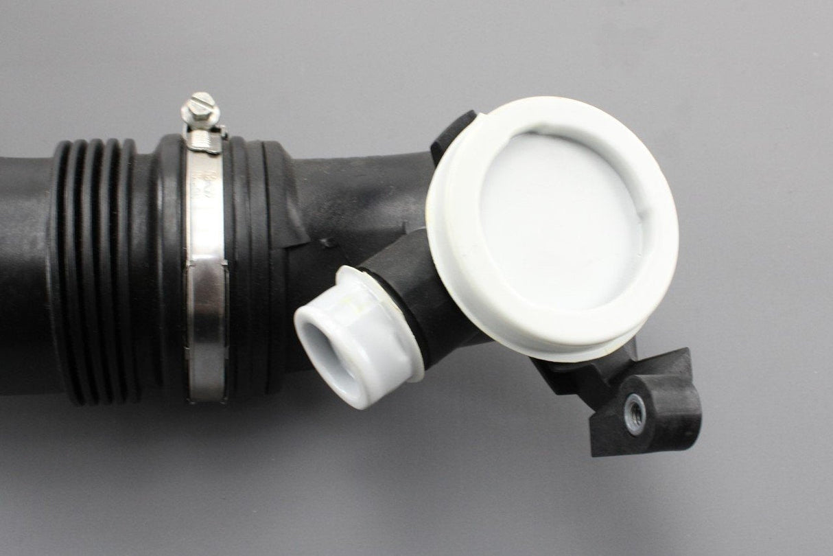 VW Audi Skoda SEAT 2.0 TSI TFSI Turbo airbox intake pipe 5Q0129654AE
