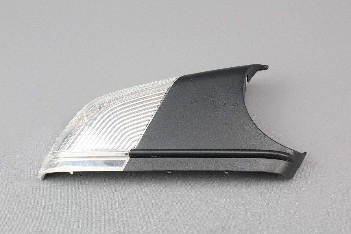 VW Polo 9N3 Skoda Octavia right wing mirror indicator 1Z0949102C