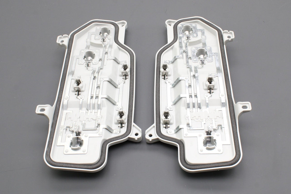 VW Caddy 2K 2016-20 tail light bulb holders (tailgate) 2K1945257B / 2K1945258B, view 1