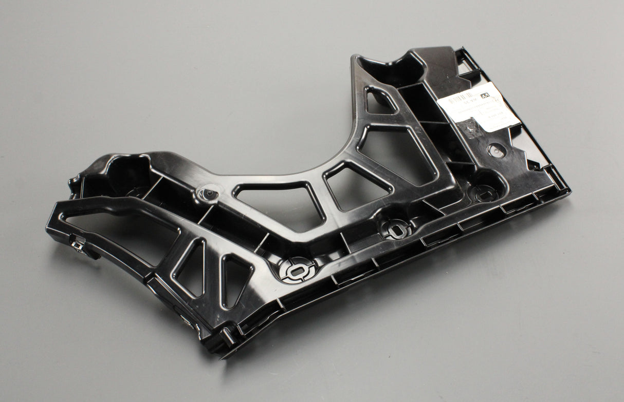 Skoda Enyaq 2021-on rear bumper bracket guide (right) 5LG807394B