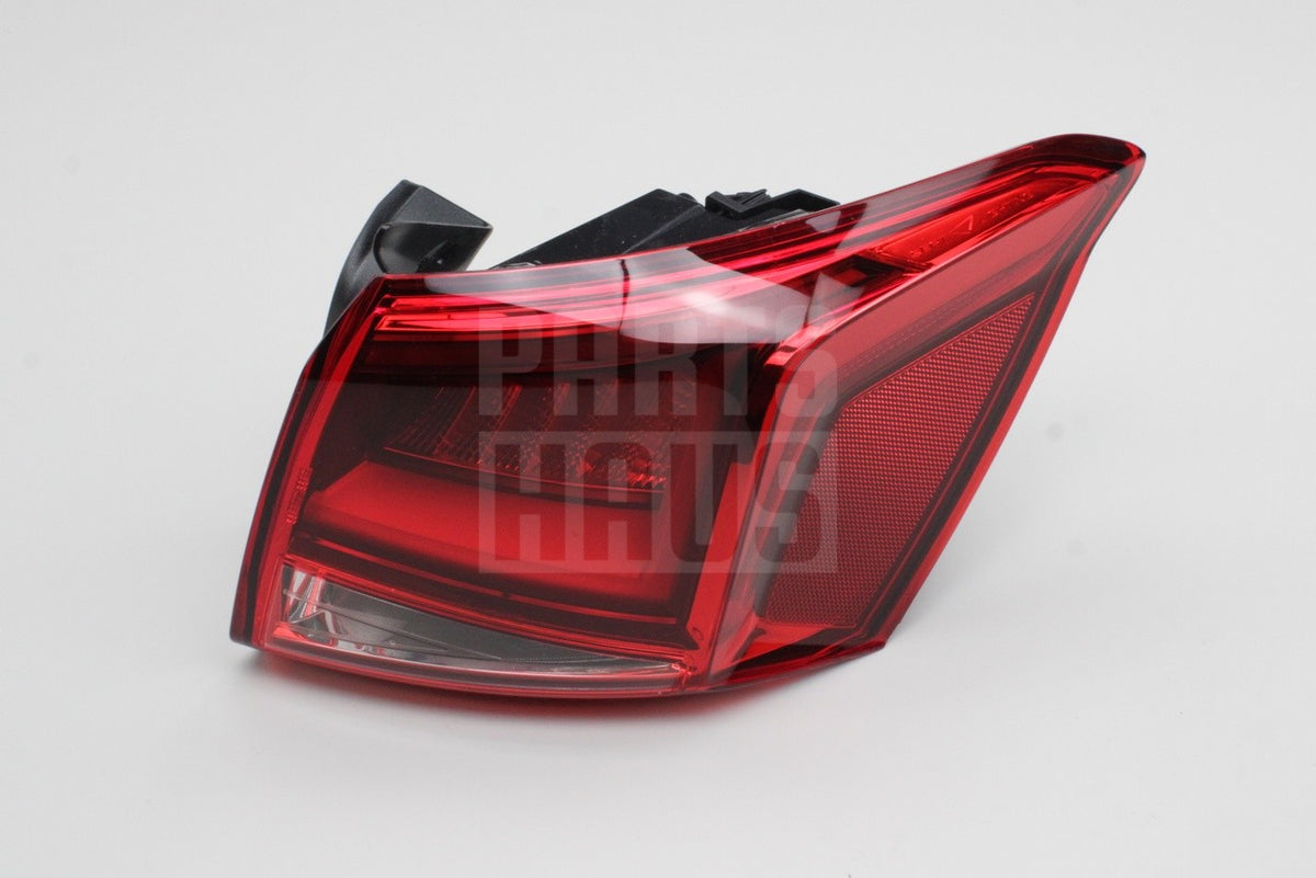 SEAT Arona 18-on LED outer tail light (Right) 6F9945208B