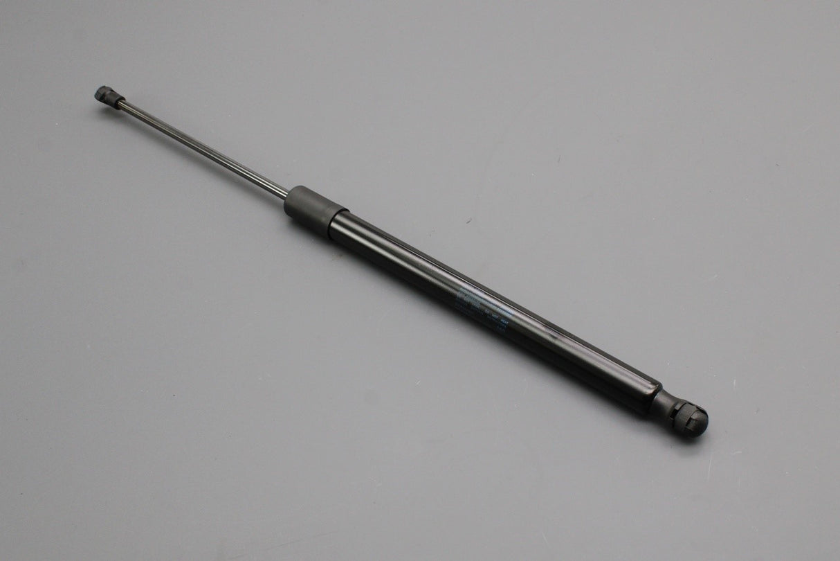 VW Golf MK7 MK7.5 2013-2020 boot lid tailgate gas strut (x1) 5G6827550G