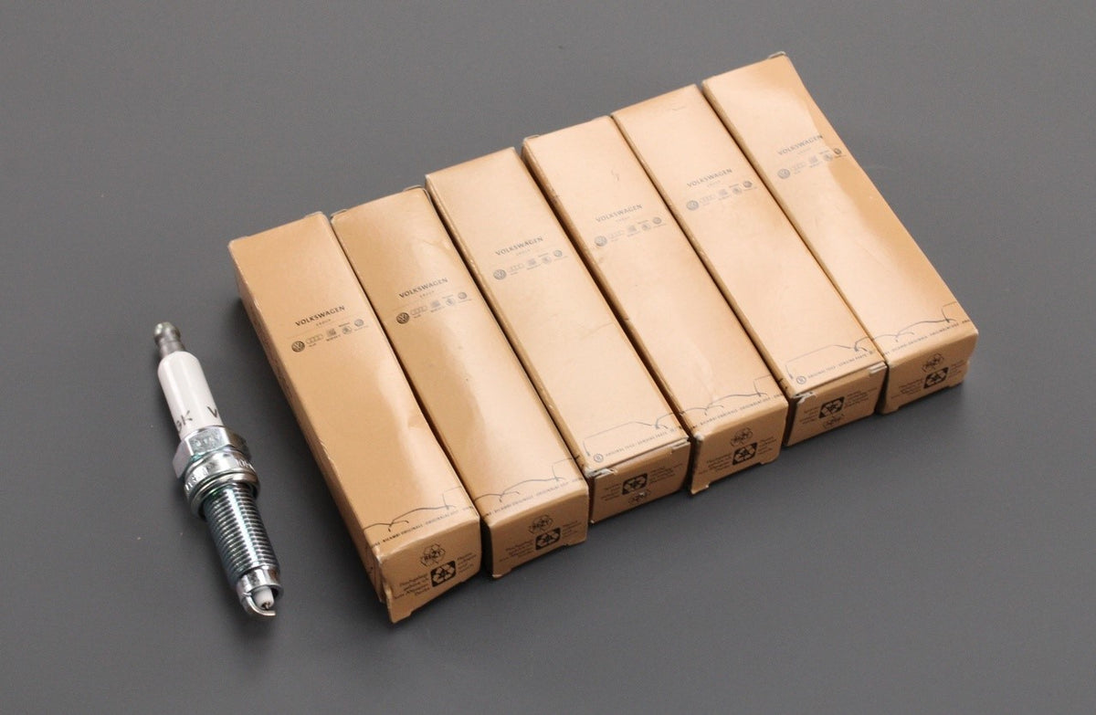 VW Touareg Passat Audi Q7 3.2 3.6 V6 spark plugs (x6) 101905622, view 1