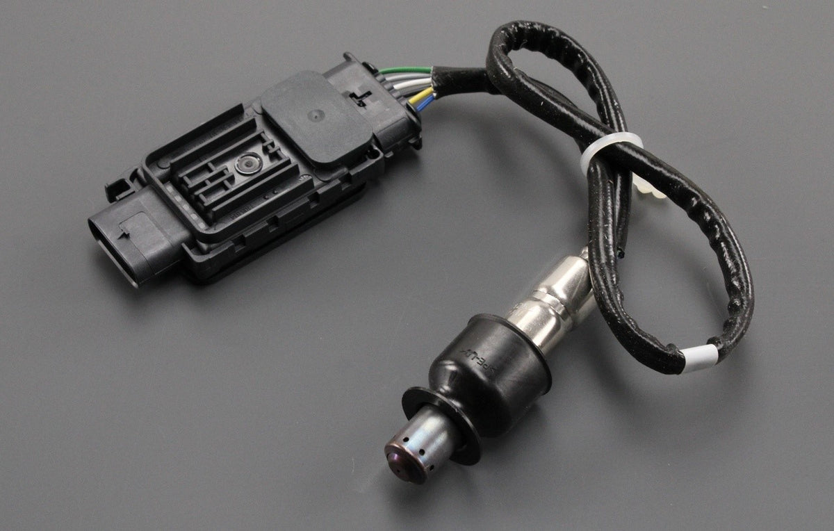 Jaguar E-Pace 2017-on exhaust NOx sensor (front) J9C23445, view 1