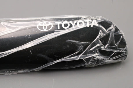 Toyota Hilux 2021-on bonnet deflector PZQ15-89350