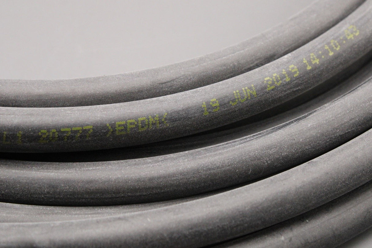 Land Rover Range Rover 2002-12 washer reservoir breather hose DNH000030