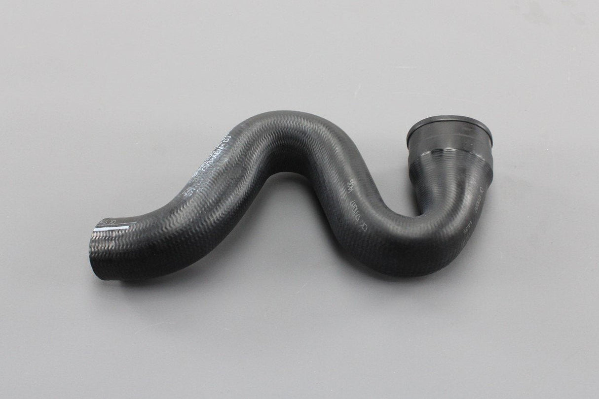 Audi A4 1995-05 1.9 TDI Lower turbo boost pipe 8D0145828L