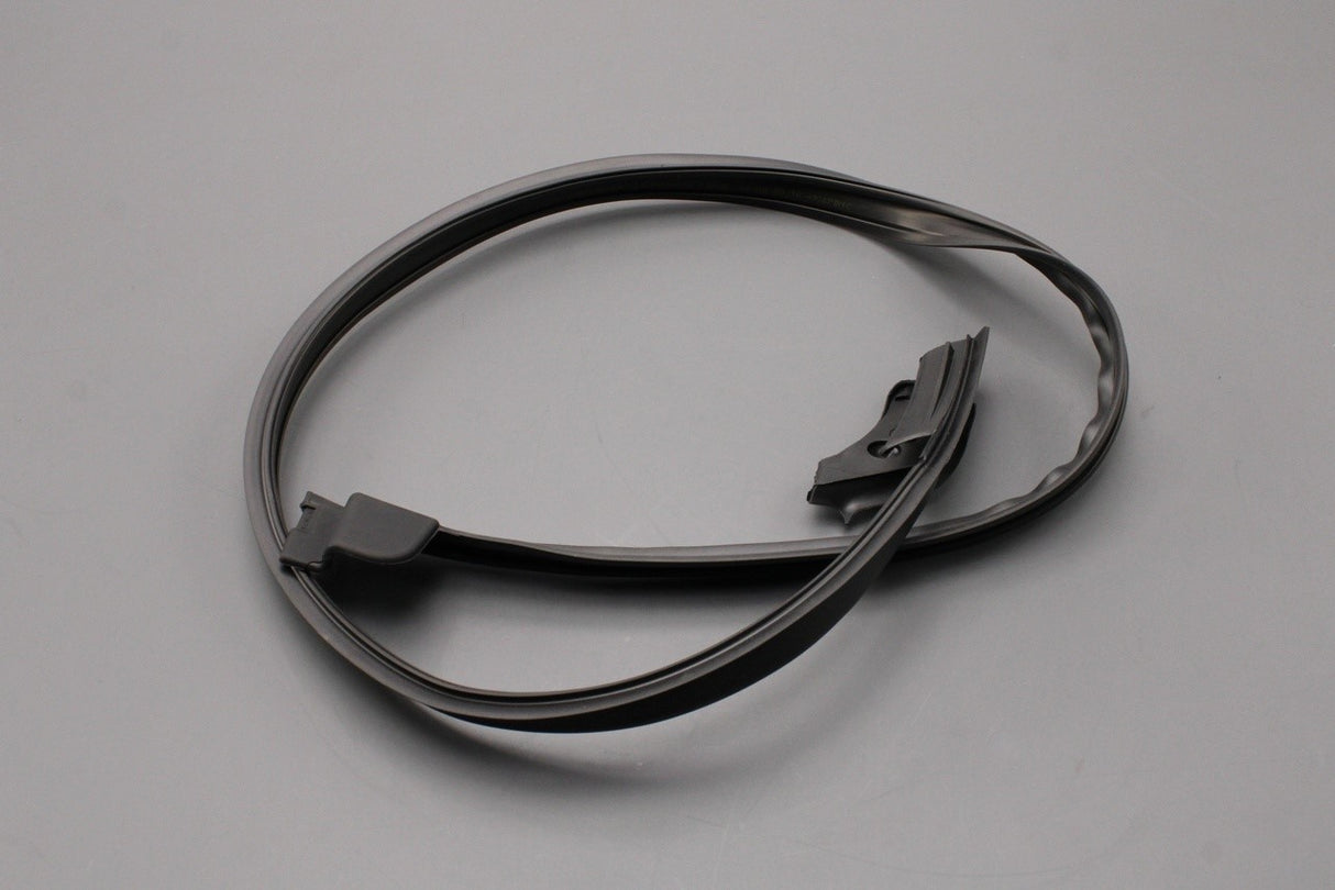 Land Rover Discovery Sport 2015-on drip rail seal (front left) LR058543