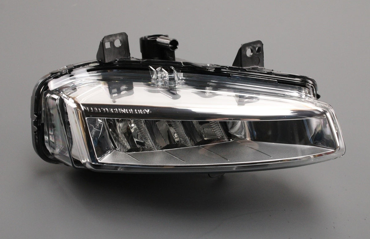 Land Rover Discovery Sport Evoque 2012-on fog light (right) LR077887, view 1
