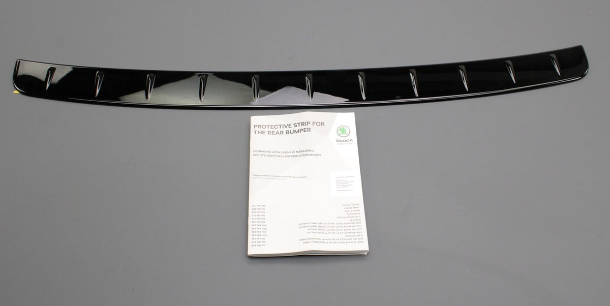 Skoda Fabia Estate 2015-2023 rear bumper protector (black) 6V9064711, view 1