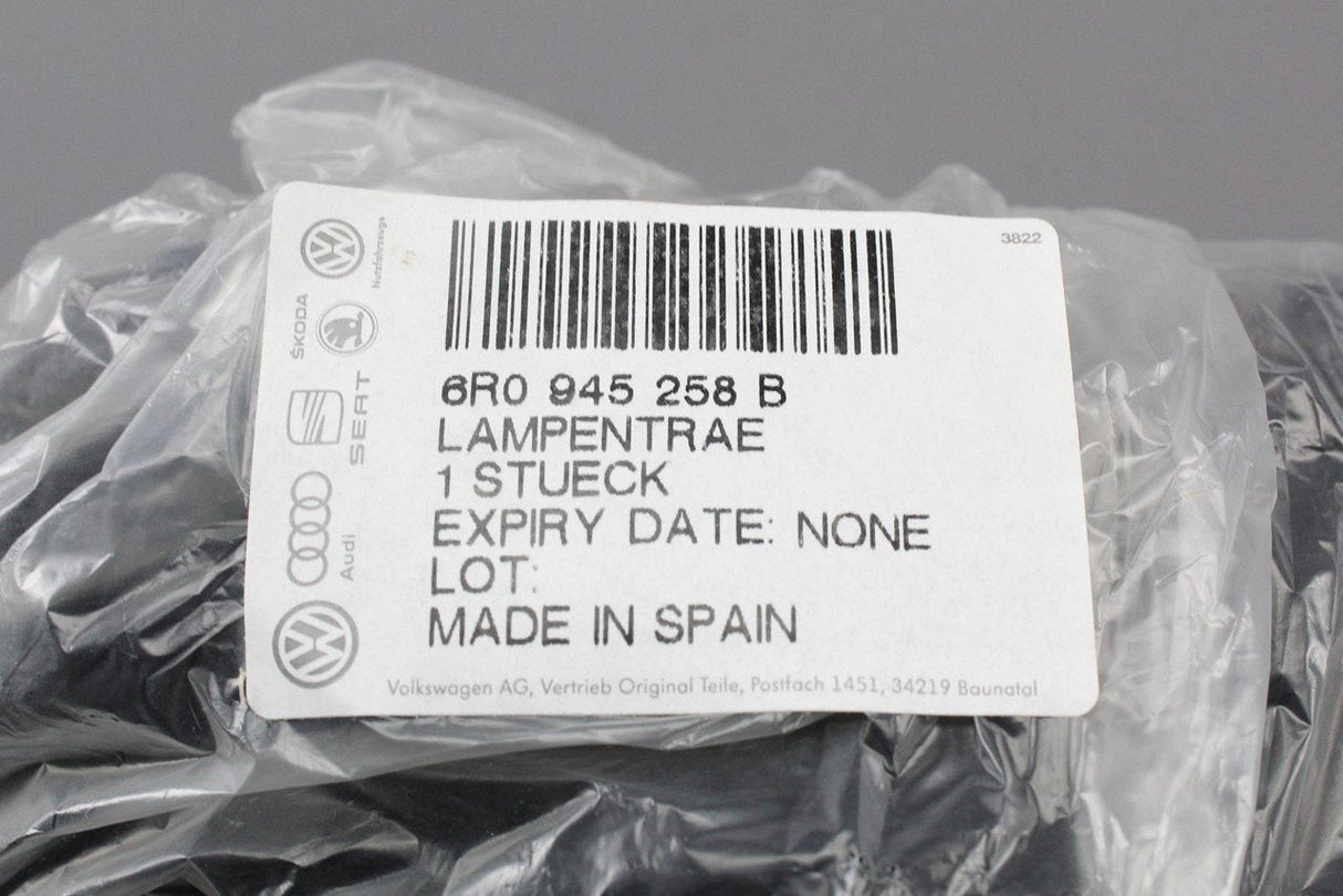 VW Polo 6R 10-14 Drivers right tail light bulb holder 6R0945258B