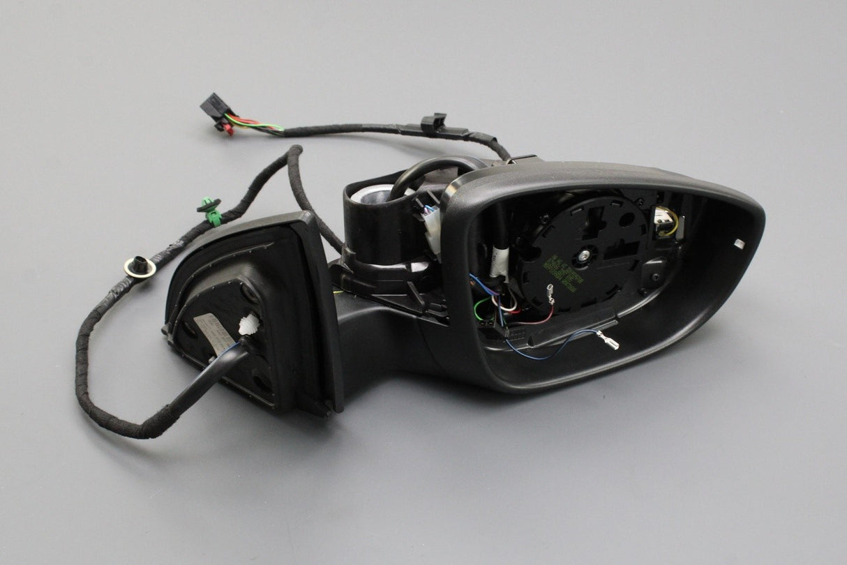 VW Eos 2011-2016 RHD wing mirror housing (right) 1Q2857508AJ 9B9