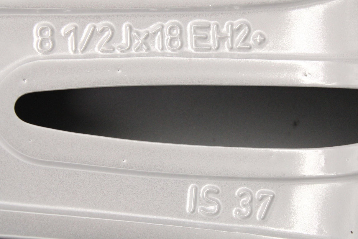 BMW 3 series E90 E91 E92 E93 18" light spider alloy wheel 36118036934