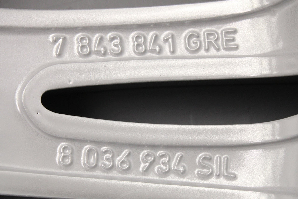 BMW 3 series E90 E91 E92 E93 18" light spider alloy wheel 36118036934