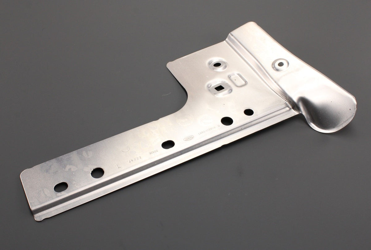 Land Rover Defender 2020-on rear corner body panel (left) LR130917, view 1