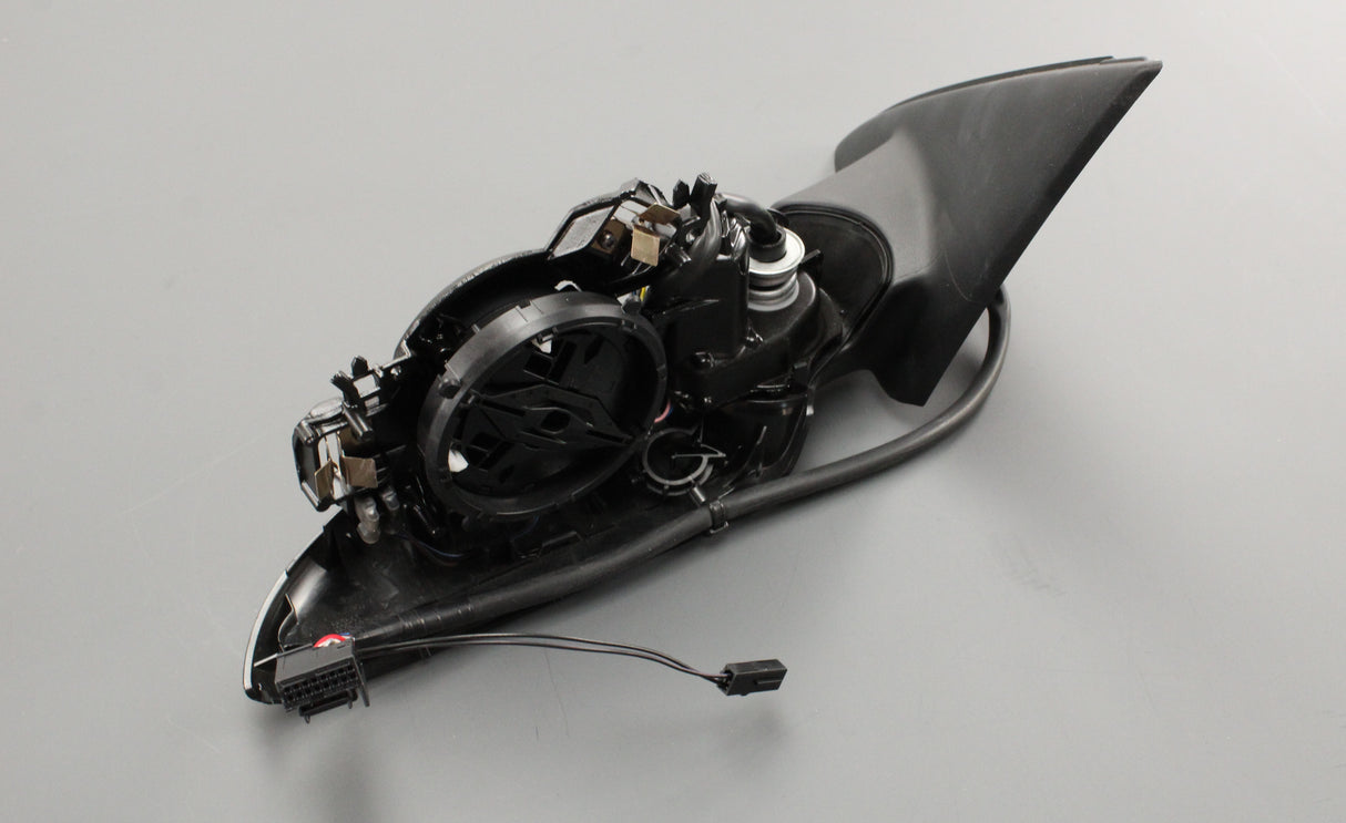 Audi Q3 RSQ3 2012-2018 RHD wing mirror housing (left) 8U2857409G SP9