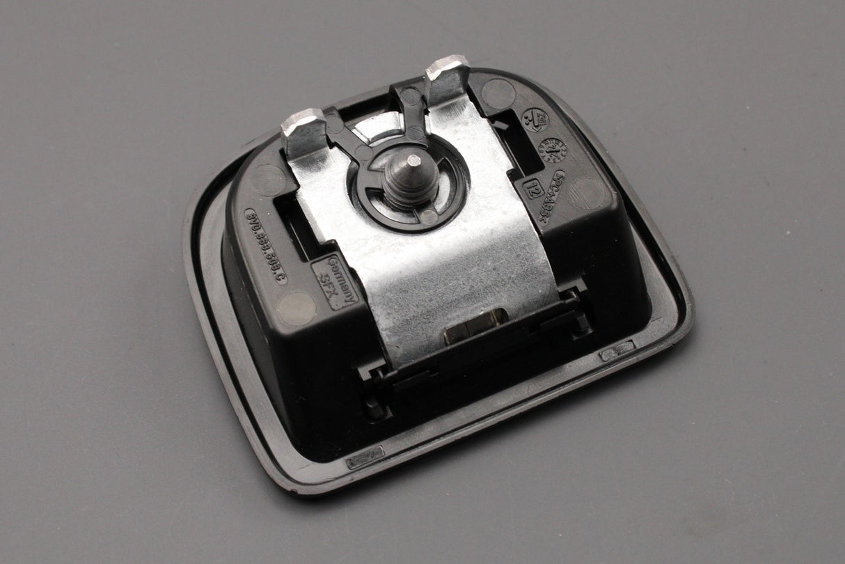 Audi A3 S3 RS3 Q2 Q3 TT TTS TTRS tie down lashing point 8V0863503C UAZ