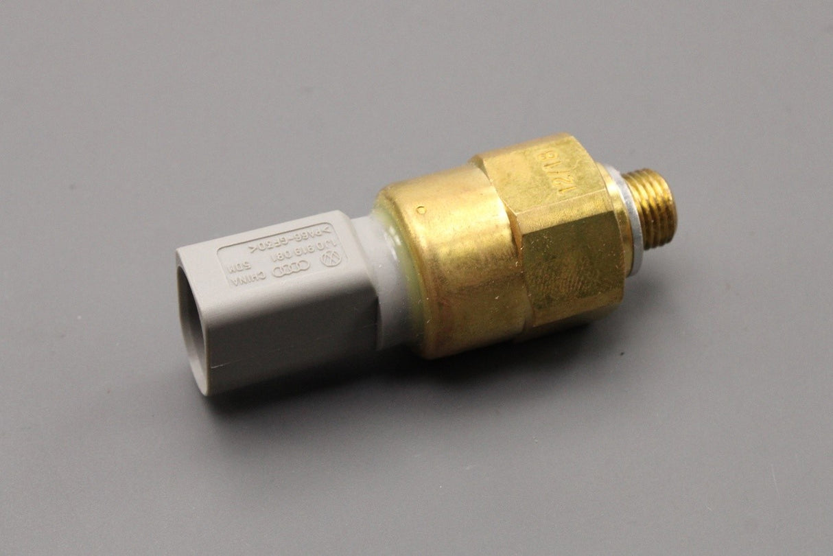 VW Audi Skoda SEAT 1997-2011 oil pressure switch (28/40 bar) 1J0919081