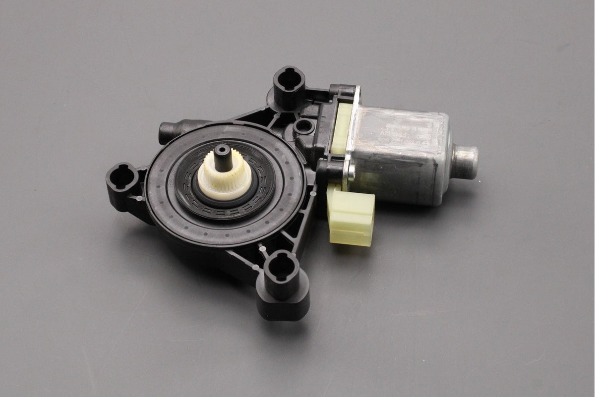 Audi A4 A6 e-tron Q6 e-tron rear window regulator motor (left) 8W0959811, view 1