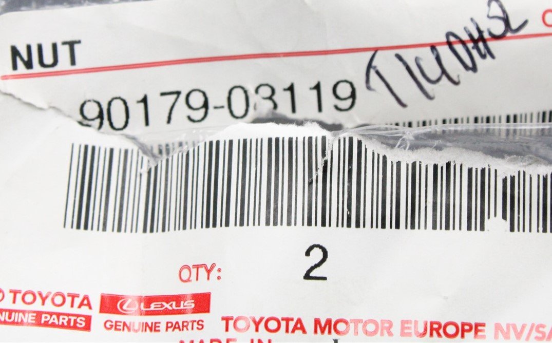 Toyota Lexus nut 90179-08119