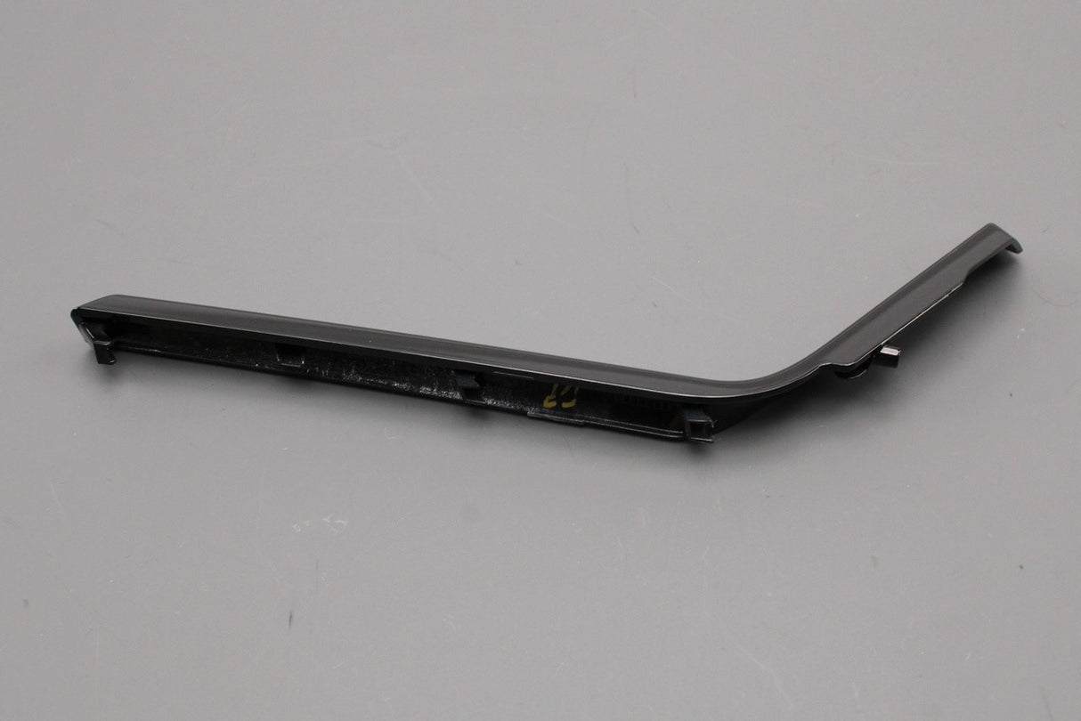 Audi e-Tron 19-on digital wing mirror trims repair kit (left) 4KE857871A