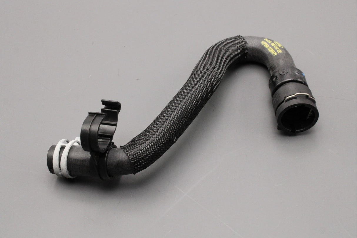 Land Rover Discovery Sport RR Evoque 2.0 petrol coolant hose LR044291