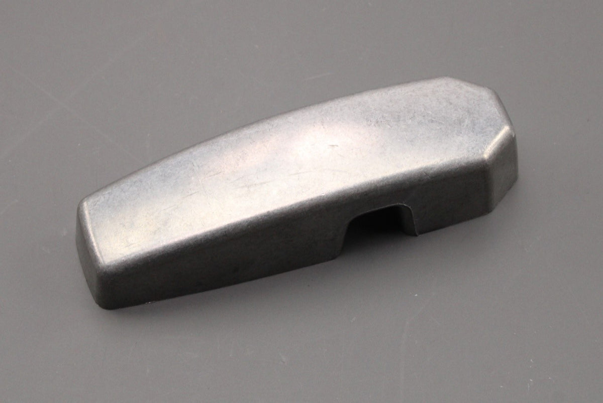 Land Rover Defender L315 1987-2006 windscreen bracket (left) MUC7912, view 1