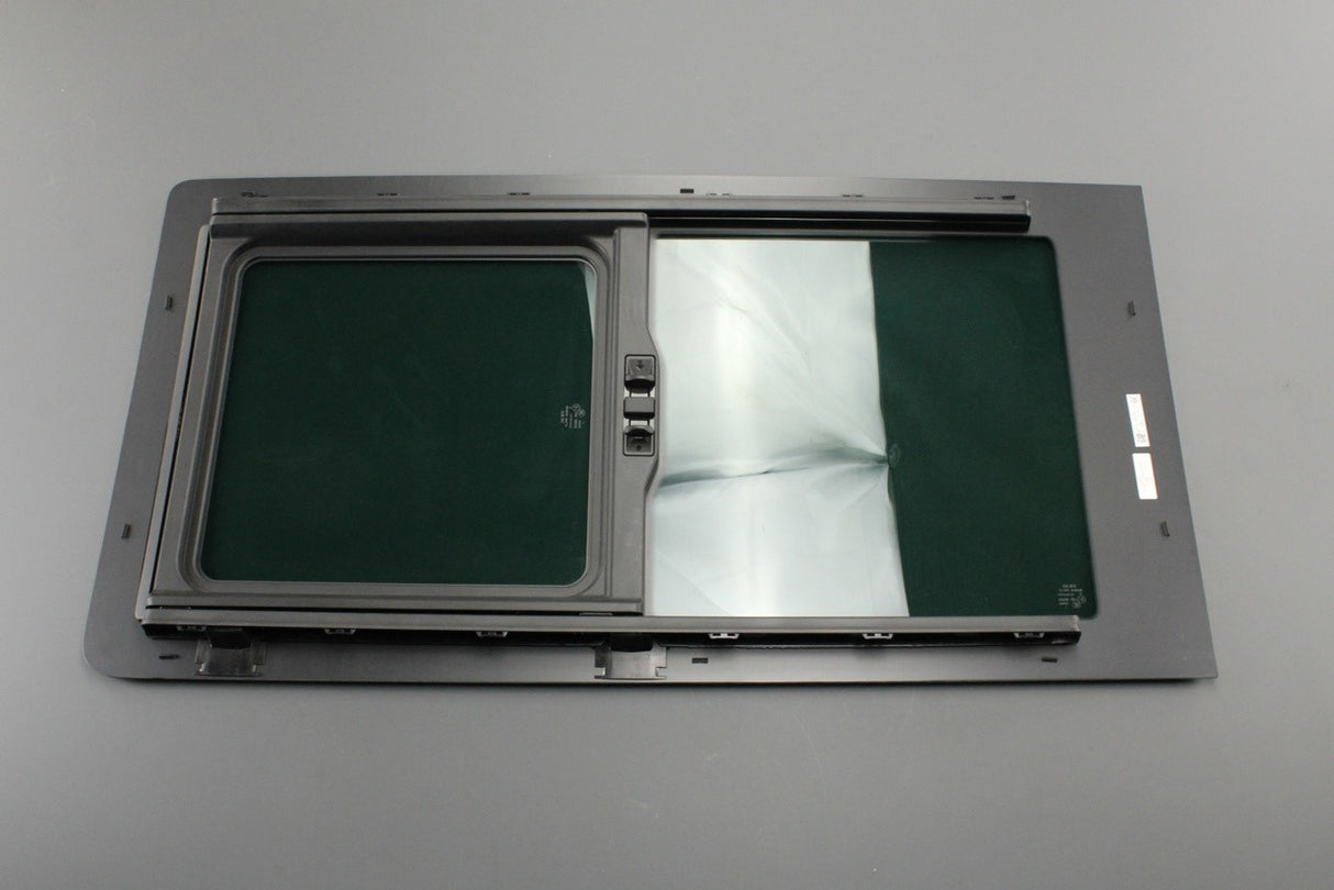 VW Transporter T6.1 complete sliding door window (right) 7LA847762A NVB
