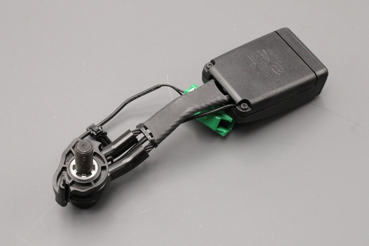Range Rover 2013-2022 rear seat belt buckle (centre) LR112797