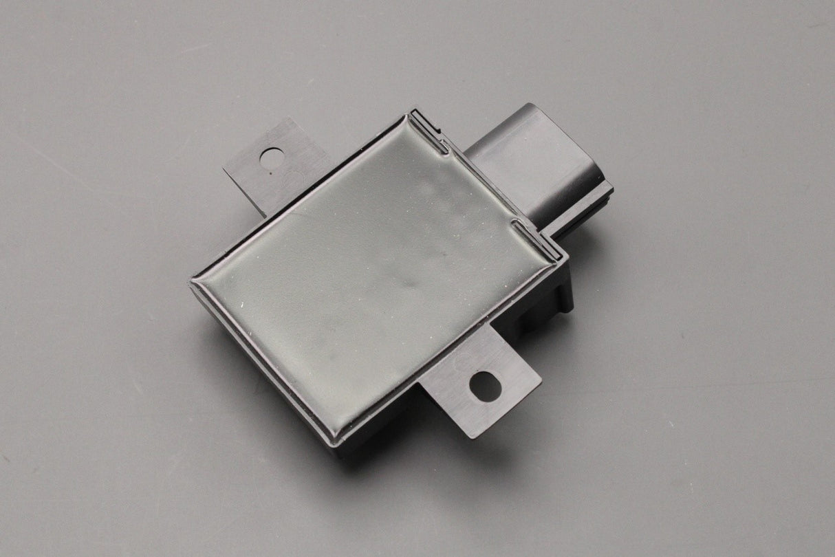 Land Rover Defender 2020-on 3.0 TD fuel pump control module LR173830