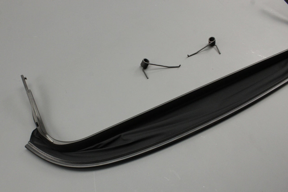 Audi A4 S4 RS4 Avant Q3 RSQ3 panoramic roof wind deflector 8K9877651B