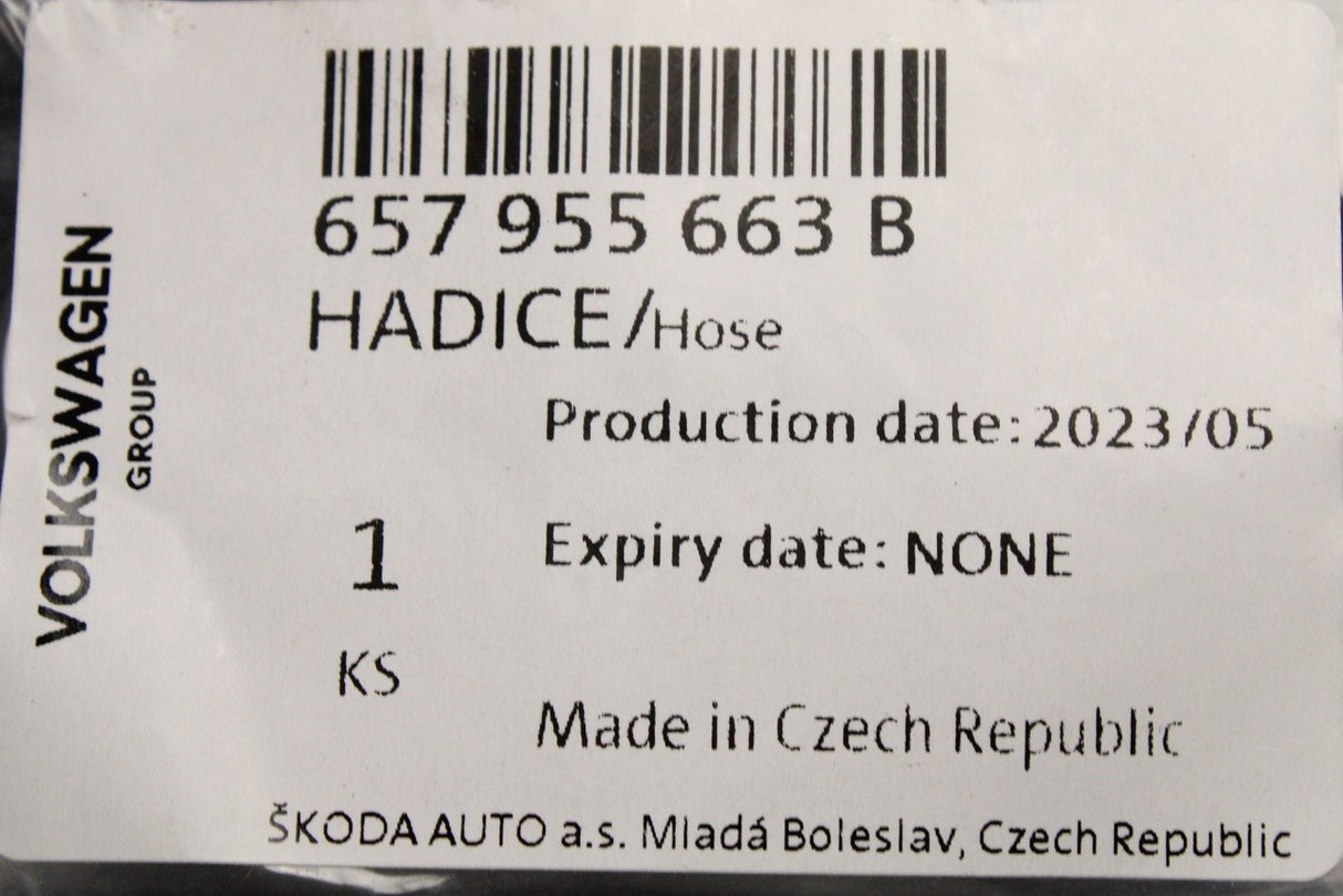 Skoda Kamiq Scala rear window wiper washer pipe 657955663B