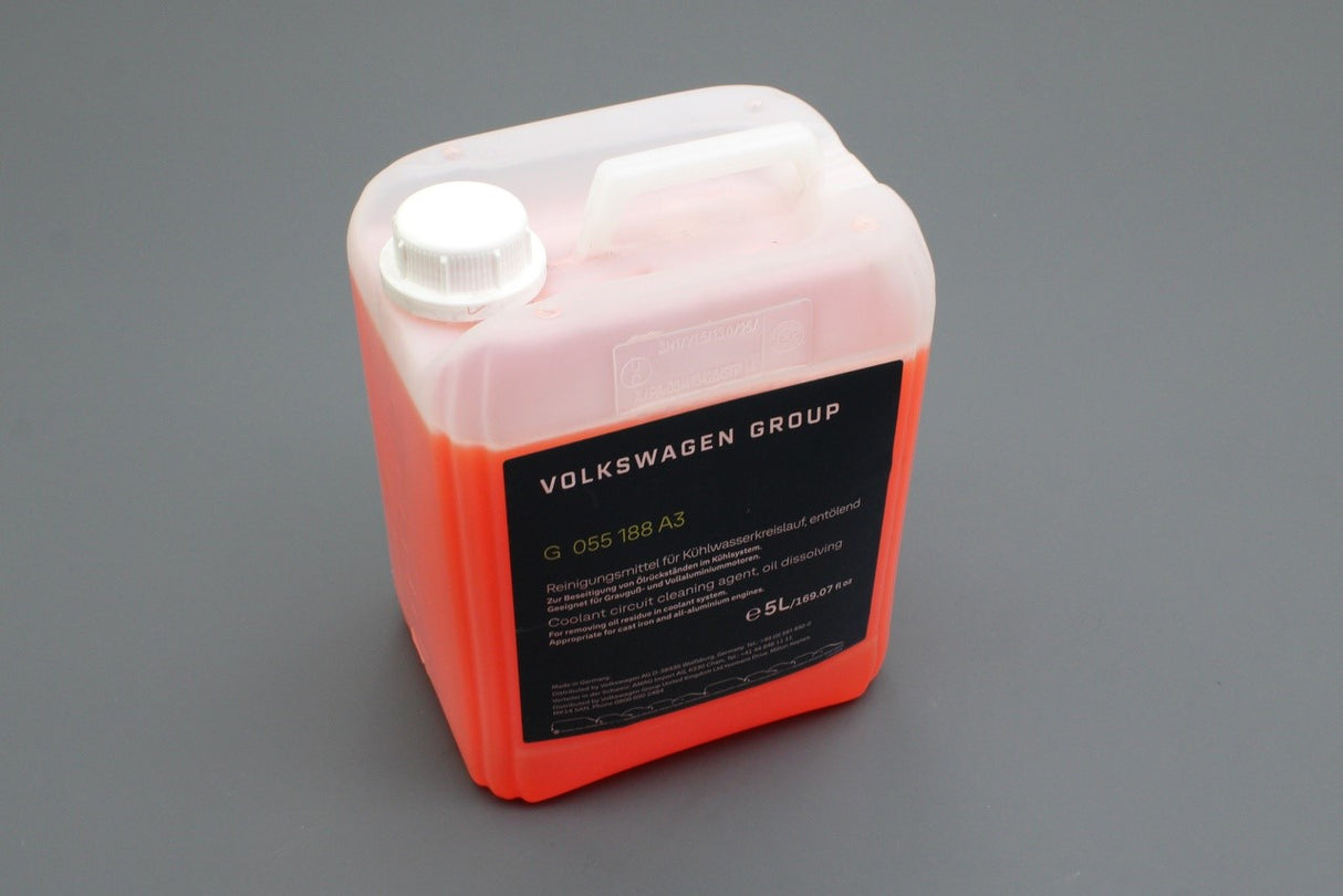 Volkswagen coolant circuit cleaning solution oil dissolving (5L) G055188A3
