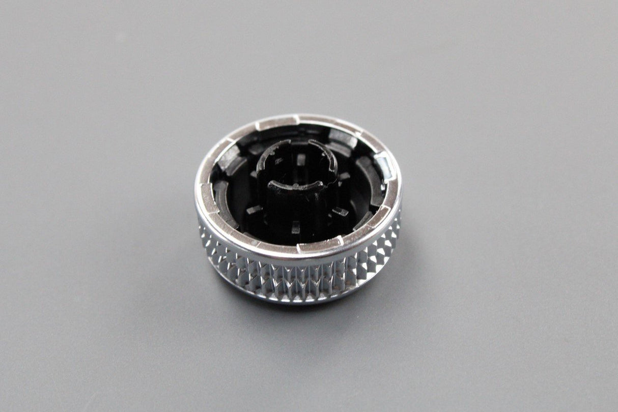 Audi A4 A5 S4 S5 Q5 RS4 RS5 08-16 volume control rotary knob 8T0919070A