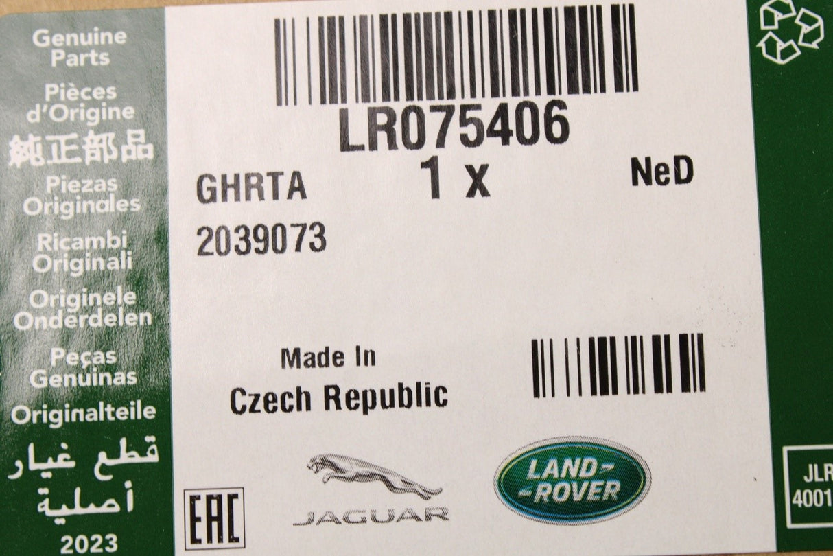 Land Rover Discovery Sport 2015-on bonnet hinge (left) LR075406