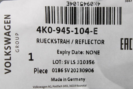 Audi A6 2019-on bumper rear reflector lens (right, inner) 4K0945104E