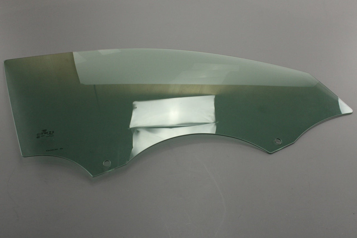 Audi Q3 RSQ3 2019-on door window glass (right front) 83A845202