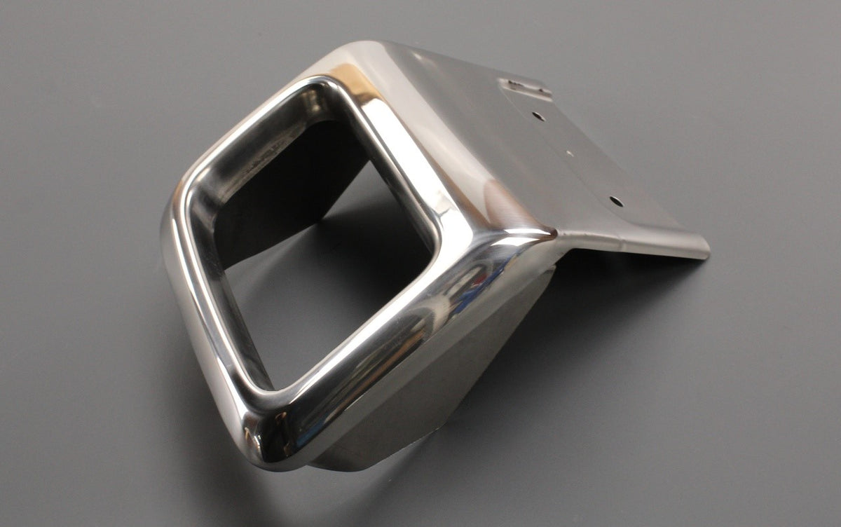 Range Rover Evoque 2012-18 2.0L exhaust finishing trim (right) LR027871, view 1