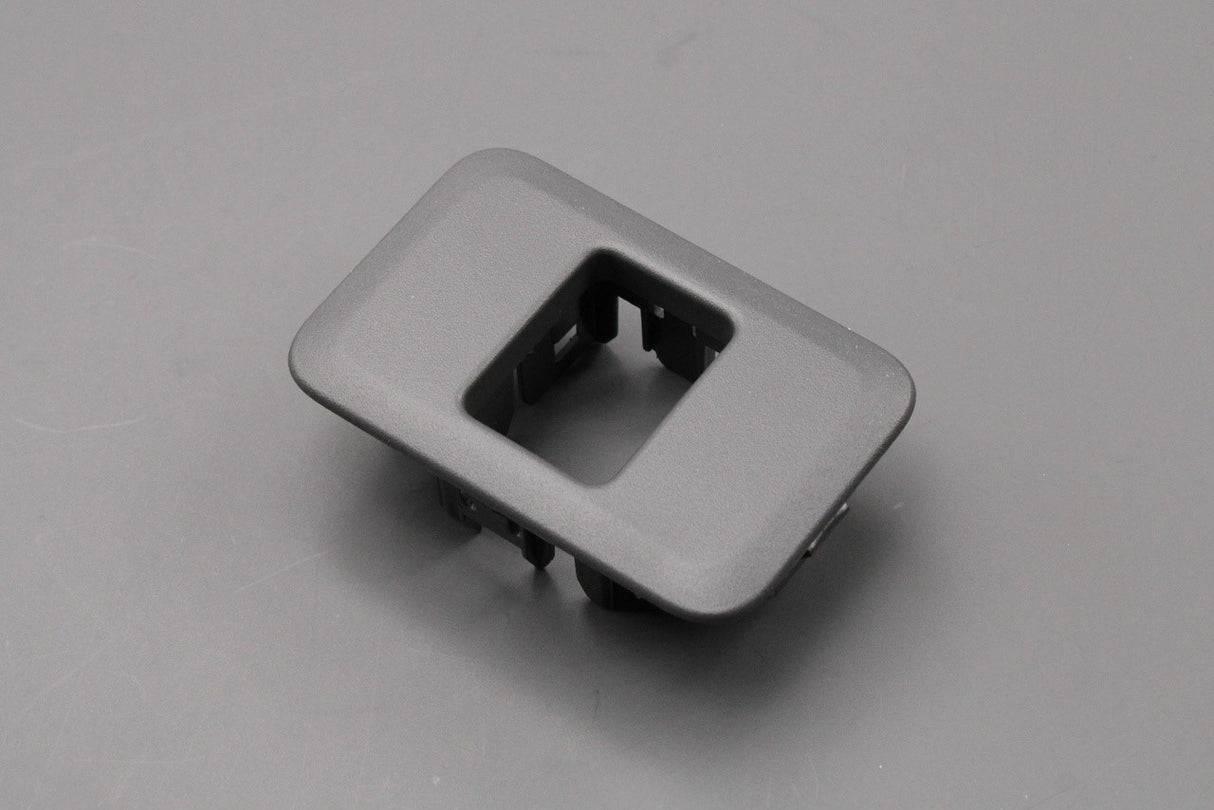 Land Rover Defender 2020-on deployable towbar switch trim LR131553