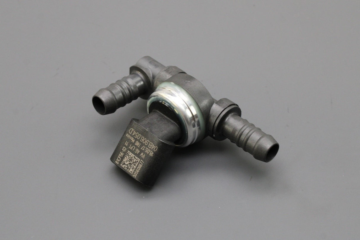 VW Golf MK7 MK7.5 Audi A3 Skoda 2.0 TDI fuel pressure sensor 04B906054D