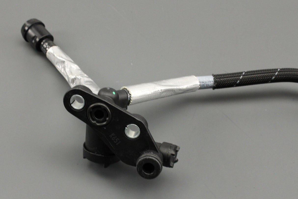 VW Amarok Touareg Audi A4 A5 A6 A7 Q7 coolant breather pipe 059121086BG