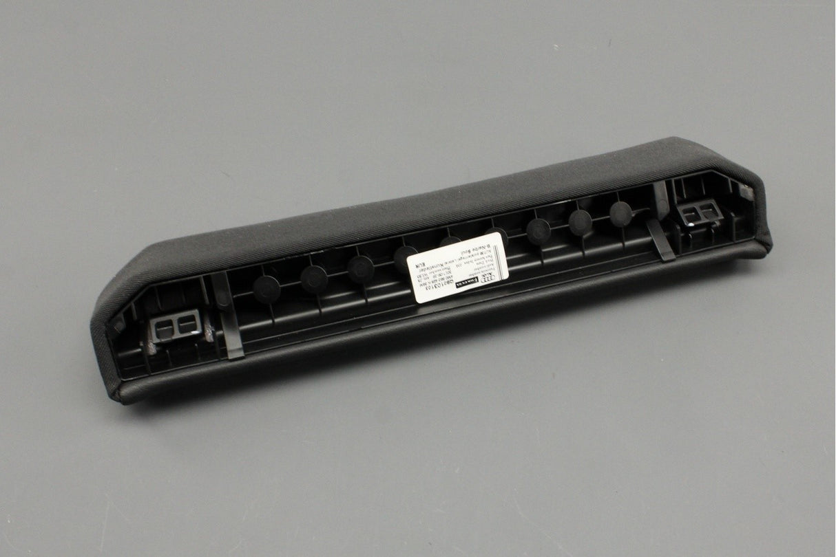 Audi Q7 2016-on ISOFIX cushion insert (soul black) 4M0883425K 38M