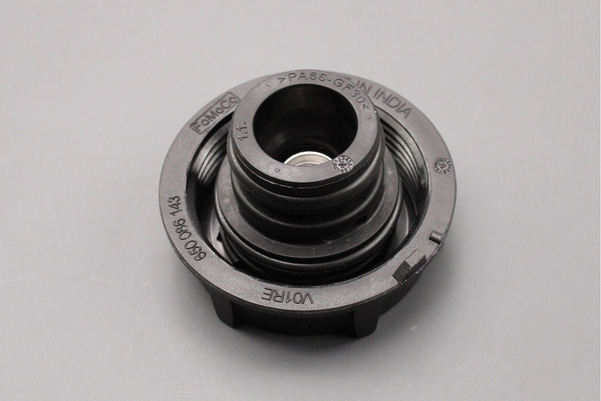 Range Rover 2022-on coolant reservoir cap LR151581