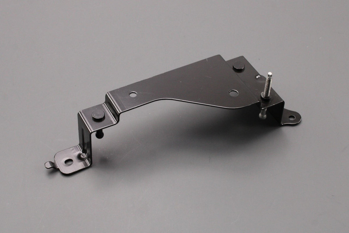 Land Rover Discovery 5 Range Rover 2013-on radar sensor bracket LR060076, view 1