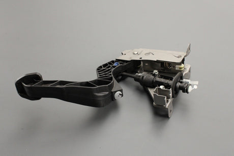 VW Up! Skoda Citigo SEAT Mii 2012-2020 RHD clutch pedal 1S2721059K