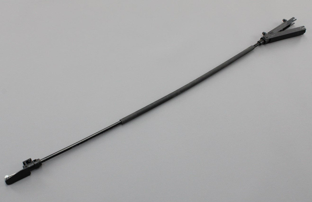 Audi A4 S4 RS4 A5 S5 RS5 bonnet lock release cable sect RHD 8K2823531A