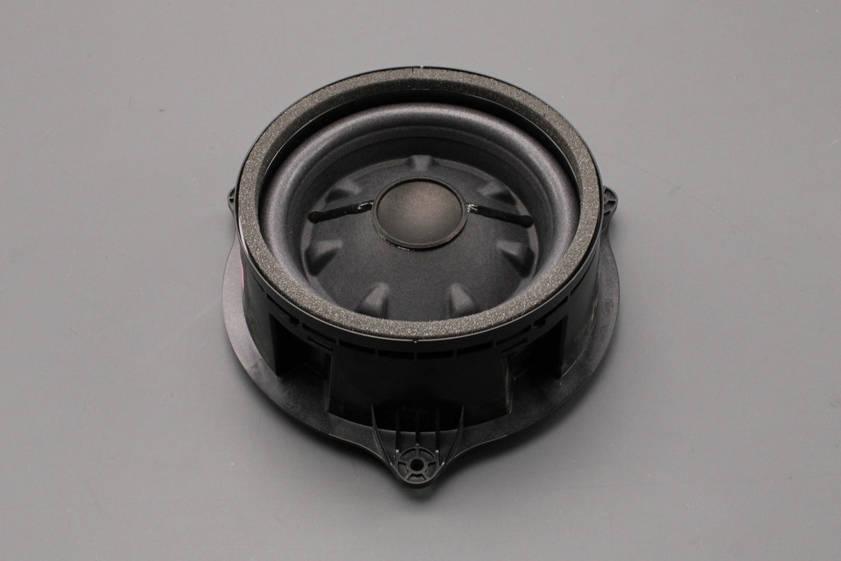 Range Rover 2022-on Range Rover Sport 2023-on door speaker LR174260