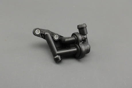 VW Touareg Audi A8 Q7 4.0 TDI coolant breather valve (left) 057121671F